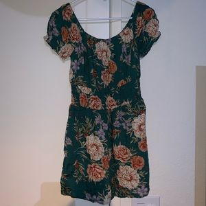 NWT green floral American Eagle romper!